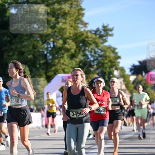 07.09.2025 - BARMER Alsterlauf Dr. Thomas Lammeyer http://msf.ph/oto/8709612 07.09.2025 09:34:10 Laufen 4646, 3456, 4980, 464 meine-sportfotos.de