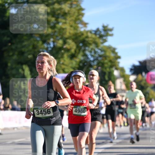 07.09.2025 - BARMER Alsterlauf Dr. Thomas Lammeyer http://msf.ph/oto/8709617 07.09.2025 09:34:11 Laufen 3456, 4980 meine-sportfotos.de