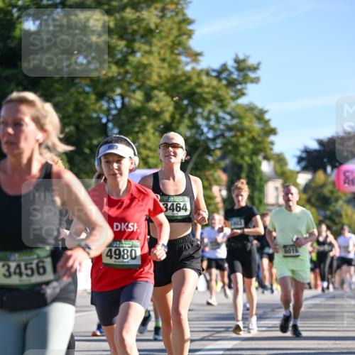 07.09.2025 - BARMER Alsterlauf Dr. Thomas Lammeyer http://msf.ph/oto/8709619 07.09.2025 09:34:11 Laufen 3456, 4980, 3464 meine-sportfotos.de