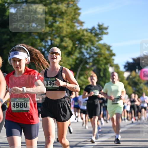 07.09.2025 - BARMER Alsterlauf Dr. Thomas Lammeyer http://msf.ph/oto/8709621 07.09.2025 09:34:12 Laufen 4980, 36, 346 meine-sportfotos.de