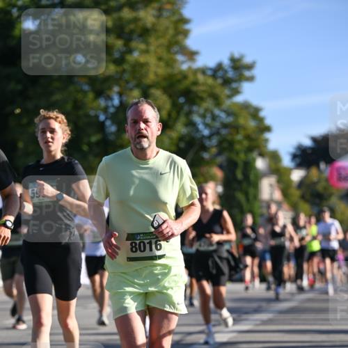 07.09.2025 - BARMER Alsterlauf Dr. Thomas Lammeyer http://msf.ph/oto/8709635 07.09.2025 09:34:14 Laufen 59, 8016 meine-sportfotos.de