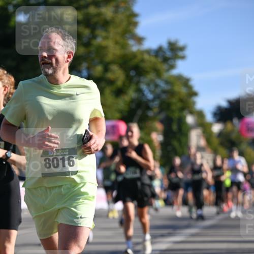 07.09.2025 - BARMER Alsterlauf Dr. Thomas Lammeyer http://msf.ph/oto/8709639 07.09.2025 09:34:15 Laufen 36, 8016 meine-sportfotos.de