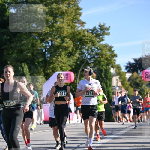 07.09.2025 - BARMER Alsterlauf Dr. Thomas Lammeyer http://msf.ph/oto/8709664 07.09.2025 09:34:19 Laufen 94, 2752, 014, 2751, 4 meine-sportfotos.de