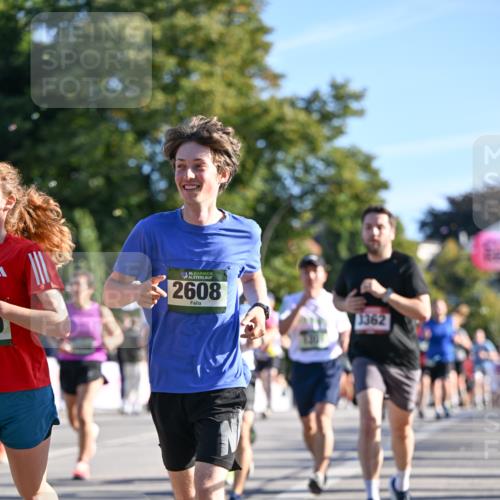 07.09.2025 - BARMER Alsterlauf Dr. Thomas Lammeyer http://msf.ph/oto/8709729 07.09.2025 09:34:30 Laufen 6136, 2608, 1362 meine-sportfotos.de