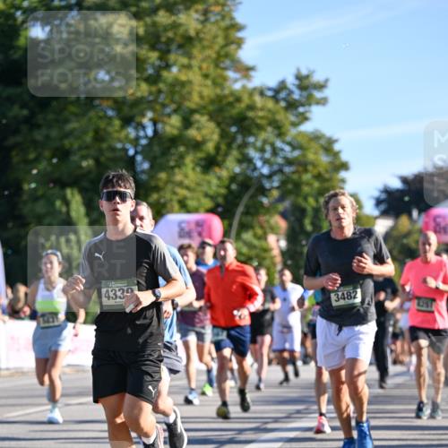 07.09.2025 - BARMER Alsterlauf Dr. Thomas Lammeyer http://msf.ph/oto/8709783 07.09.2025 09:34:41 Laufen 4339, 3482 meine-sportfotos.de