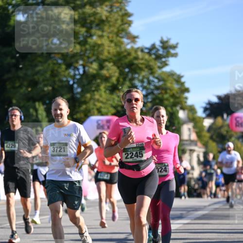 07.09.2025 - BARMER Alsterlauf Dr. Thomas Lammeyer http://msf.ph/oto/8709841 07.09.2025 09:34:51 Laufen 4229, 3721, 2245, 2245, 024 meine-sportfotos.de