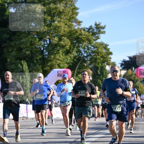 07.09.2025 - BARMER Alsterlauf Dr. Thomas Lammeyer http://msf.ph/oto/8709904 07.09.2025 09:35:05 Laufen 2452, 8427, 503, 8335, 6223, 3191 meine-sportfotos.de