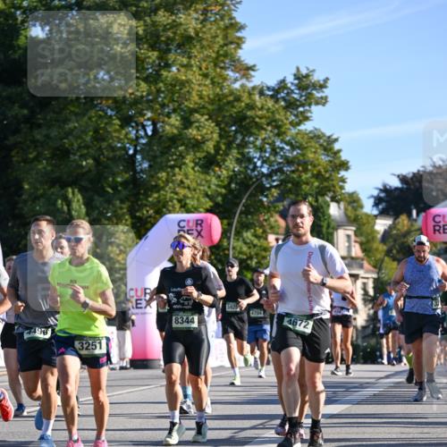 07.09.2025 - BARMER Alsterlauf Dr. Thomas Lammeyer http://msf.ph/oto/8709950 07.09.2025 09:35:12 Laufen 4496, 3251, 8344, 5929, 4704, 4672, 54 meine-sportfotos.de