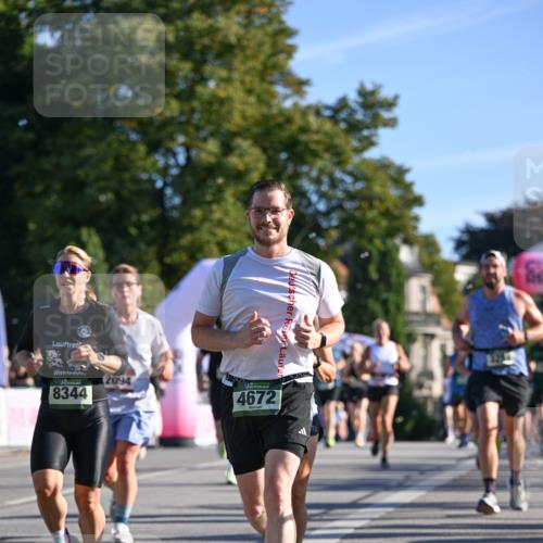 07.09.2025 - BARMER Alsterlauf Dr. Thomas Lammeyer http://msf.ph/oto/8709958 07.09.2025 09:35:14 Laufen 8344, 2094, 4672 meine-sportfotos.de