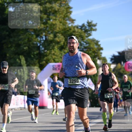 07.09.2025 - BARMER Alsterlauf Dr. Thomas Lammeyer http://msf.ph/oto/8709974 07.09.2025 09:35:16 Laufen 15925, 3259, 3055 meine-sportfotos.de