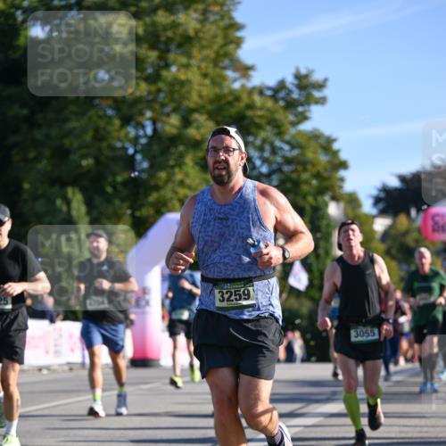 07.09.2025 - BARMER Alsterlauf Dr. Thomas Lammeyer http://msf.ph/oto/8709975 07.09.2025 09:35:16 Laufen 3259, 3055 meine-sportfotos.de