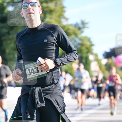 07.09.2025 - BARMER Alsterlauf Dr. Thomas Lammeyer http://msf.ph/oto/8710025 07.09.2025 09:35:25 Laufen 36, 343 meine-sportfotos.de