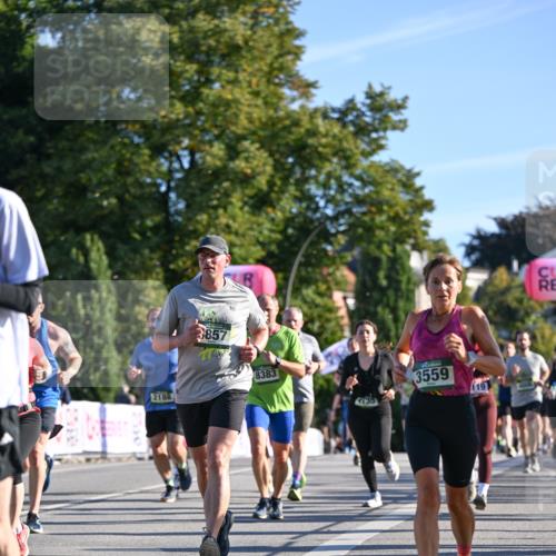 07.09.2025 - BARMER Alsterlauf Dr. Thomas Lammeyer http://msf.ph/oto/8710039 07.09.2025 09:35:27 Laufen 2188, 3857, 8383, 3559, 119, 735 meine-sportfotos.de