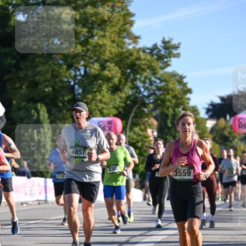 07.09.2025 - BARMER Alsterlauf Dr. Thomas Lammeyer http://msf.ph/oto/8710041 07.09.2025 09:35:27 Laufen 218, 4857, 8383, 3559 meine-sportfotos.de