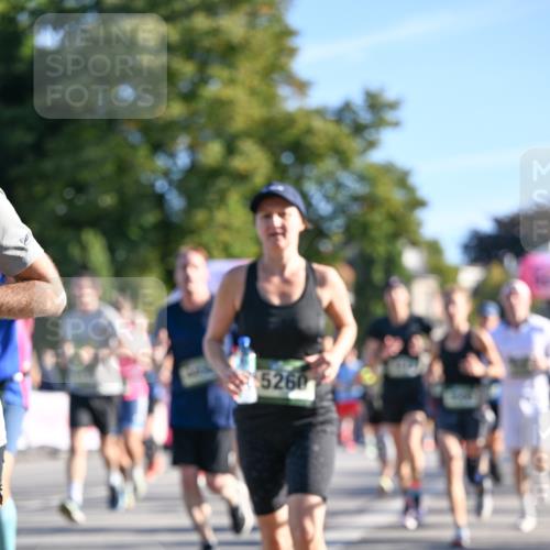 07.09.2025 - BARMER Alsterlauf Dr. Thomas Lammeyer http://msf.ph/oto/8710083 07.09.2025 09:35:34 Laufen 5260 meine-sportfotos.de