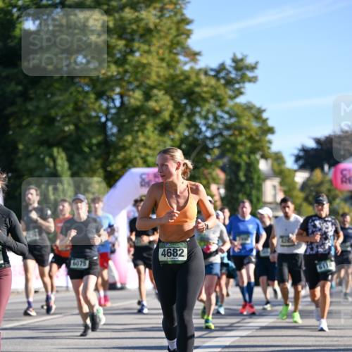 07.09.2025 - BARMER Alsterlauf Dr. Thomas Lammeyer http://msf.ph/oto/8710115 07.09.2025 09:35:39 Laufen 6075, 4682 meine-sportfotos.de