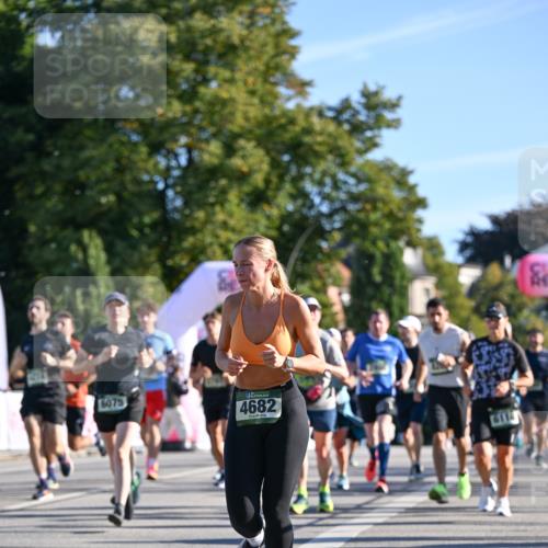 07.09.2025 - BARMER Alsterlauf Dr. Thomas Lammeyer http://msf.ph/oto/8710116 07.09.2025 09:35:40 Laufen 6075, 4682, 611 meine-sportfotos.de