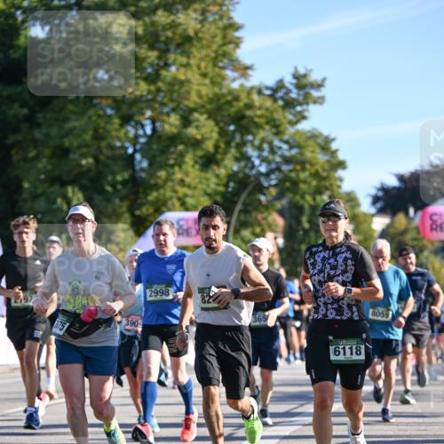07.09.2025 - BARMER Alsterlauf Dr. Thomas Lammeyer http://msf.ph/oto/8710132 07.09.2025 09:35:42 Laufen 3909, 2998, 365, 6118, 8059 meine-sportfotos.de