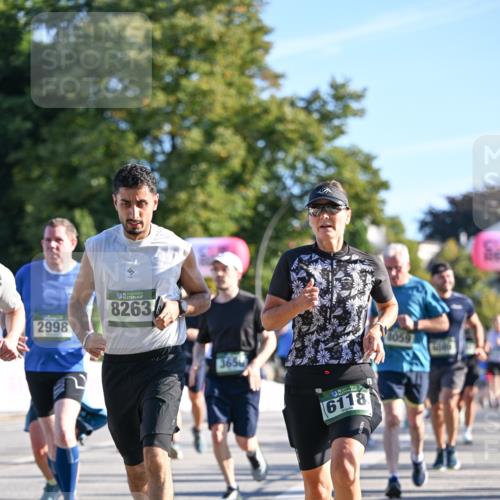 07.09.2025 - BARMER Alsterlauf Dr. Thomas Lammeyer http://msf.ph/oto/8710138 07.09.2025 09:35:43 Laufen 2998, 8263, 3656, 6118, 80591 meine-sportfotos.de