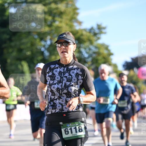 07.09.2025 - BARMER Alsterlauf Dr. Thomas Lammeyer http://msf.ph/oto/8710144 07.09.2025 09:35:44 Laufen 1928, 6118 meine-sportfotos.de