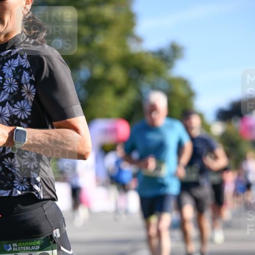 07.09.2025 - BARMER Alsterlauf Dr. Thomas Lammeyer http://msf.ph/oto/8710150 07.09.2025 09:35:45 Laufen 36, 6118, 44 meine-sportfotos.de