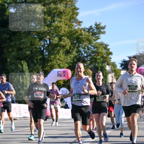 07.09.2025 - BARMER Alsterlauf Dr. Thomas Lammeyer http://msf.ph/oto/8710193 07.09.2025 09:35:52 Laufen 4590, 3479, 6122, 30, 32, 5688 meine-sportfotos.de