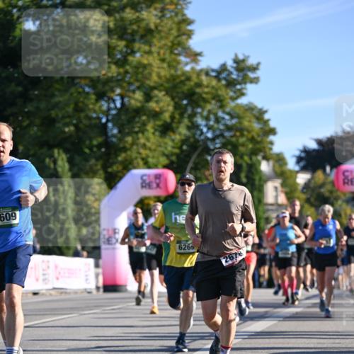 07.09.2025 - BARMER Alsterlauf Dr. Thomas Lammeyer http://msf.ph/oto/8710229 07.09.2025 09:35:57 Laufen 609, 2510, 6265, 2678 meine-sportfotos.de