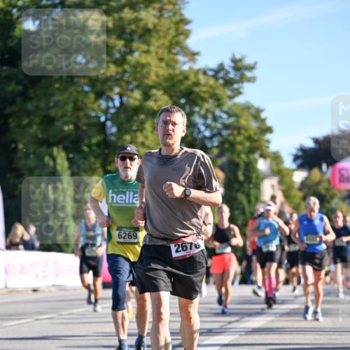 07.09.2025 - BARMER Alsterlauf Dr. Thomas Lammeyer http://msf.ph/oto/8710234 07.09.2025 09:35:58 Laufen 6269, 2678 meine-sportfotos.de