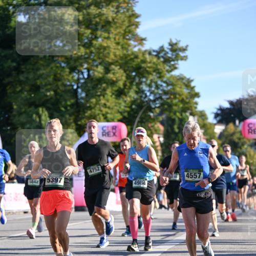 07.09.2025 - BARMER Alsterlauf Dr. Thomas Lammeyer http://msf.ph/oto/8710256 07.09.2025 09:36:01 Laufen 5842, 5397, 4752, 1725, 4557, 4984 meine-sportfotos.de