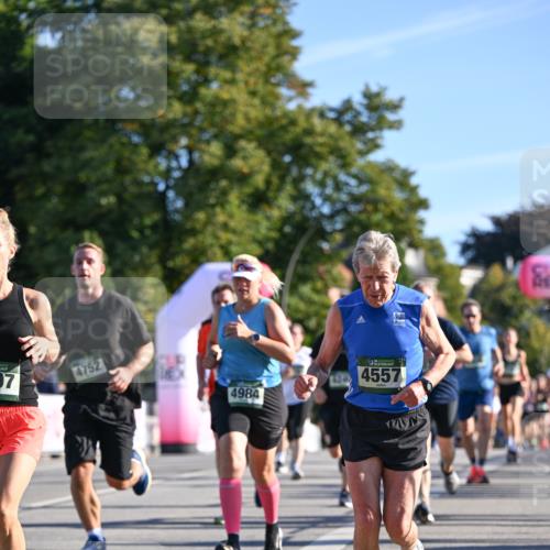 07.09.2025 - BARMER Alsterlauf Dr. Thomas Lammeyer http://msf.ph/oto/8710260 07.09.2025 09:36:02 Laufen 97, 4752, 4984, 4557 meine-sportfotos.de