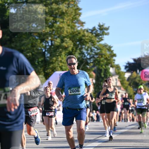 07.09.2025 - BARMER Alsterlauf Dr. Thomas Lammeyer http://msf.ph/oto/8710281 07.09.2025 09:36:06 Laufen 3963, 2606, 2763 meine-sportfotos.de