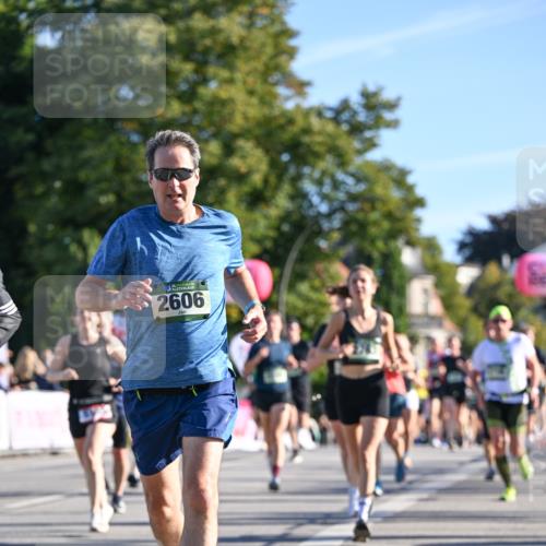 07.09.2025 - BARMER Alsterlauf Dr. Thomas Lammeyer http://msf.ph/oto/8710287 07.09.2025 09:36:07 Laufen 2606 meine-sportfotos.de