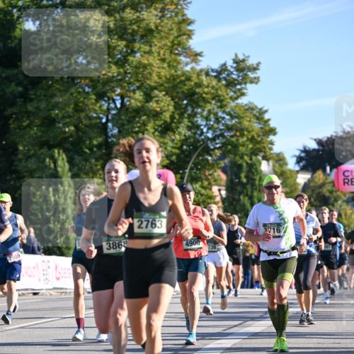 07.09.2025 - BARMER Alsterlauf Dr. Thomas Lammeyer http://msf.ph/oto/8710298 07.09.2025 09:36:09 Laufen 2509, 5, 3868, 2763, 3716, 4900, 739 meine-sportfotos.de