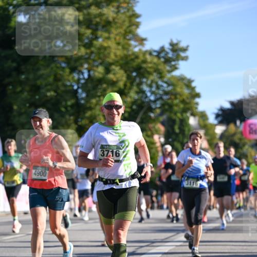 07.09.2025 - BARMER Alsterlauf Dr. Thomas Lammeyer http://msf.ph/oto/8710308 07.09.2025 09:36:10 Laufen 4900, 3716, 3116 meine-sportfotos.de