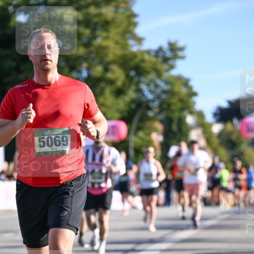 07.09.2025 - BARMER Alsterlauf Dr. Thomas Lammeyer http://msf.ph/oto/8710434 07.09.2025 09:36:31 Laufen 36, 5069 meine-sportfotos.de
