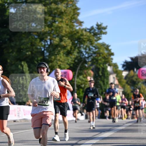 07.09.2025 - BARMER Alsterlauf Dr. Thomas Lammeyer http://msf.ph/oto/8710455 07.09.2025 09:36:34 Laufen 2672 meine-sportfotos.de