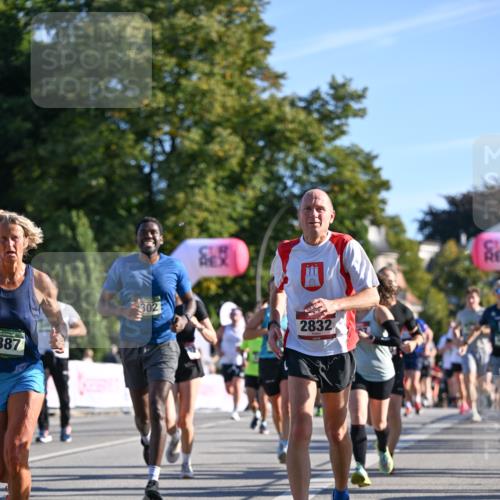 07.09.2025 - BARMER Alsterlauf Dr. Thomas Lammeyer http://msf.ph/oto/8710517 07.09.2025 09:36:46 Laufen 387, 302, 2832 meine-sportfotos.de