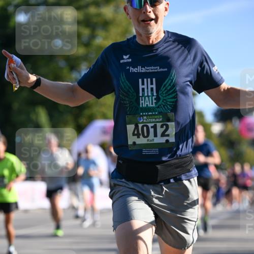 07.09.2025 - BARMER Alsterlauf Dr. Thomas Lammeyer http://msf.ph/oto/8710546 07.09.2025 09:36:51 Laufen 24, 36, 4012 meine-sportfotos.de