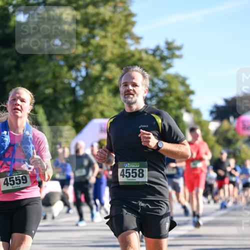 07.09.2025 - BARMER Alsterlauf Dr. Thomas Lammeyer http://msf.ph/oto/8710599 07.09.2025 09:37:00 Laufen 4559, 36, 4558 meine-sportfotos.de