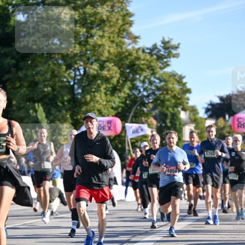07.09.2025 - BARMER Alsterlauf Dr. Thomas Lammeyer http://msf.ph/oto/8710639 07.09.2025 09:37:07 Laufen 4856, 5793, 2351 meine-sportfotos.de