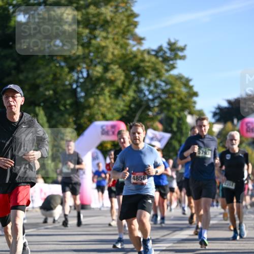 07.09.2025 - BARMER Alsterlauf Dr. Thomas Lammeyer http://msf.ph/oto/8710648 07.09.2025 09:37:08 Laufen 4856 meine-sportfotos.de