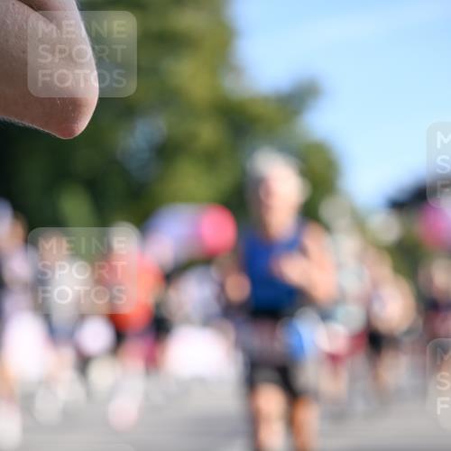 07.09.2025 - BARMER Alsterlauf Dr. Thomas Lammeyer http://msf.ph/oto/8710690 07.09.2025 09:37:15 Laufen  meine-sportfotos.de