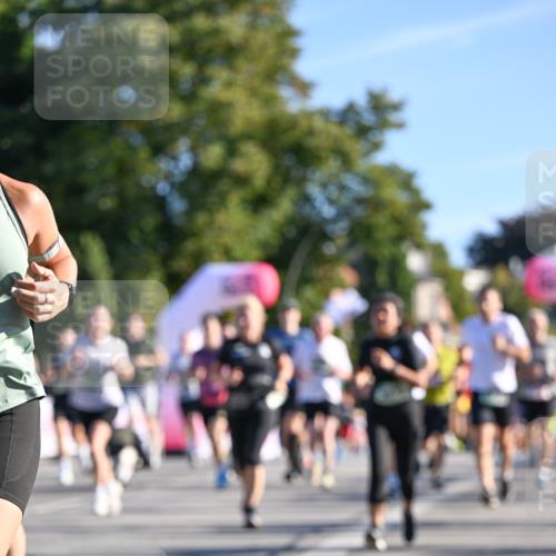 07.09.2025 - BARMER Alsterlauf Dr. Thomas Lammeyer http://msf.ph/oto/8710731 07.09.2025 09:37:22 Laufen  meine-sportfotos.de