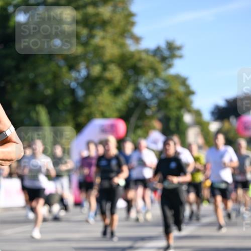 07.09.2025 - BARMER Alsterlauf Dr. Thomas Lammeyer http://msf.ph/oto/8710732 07.09.2025 09:37:22 Laufen  meine-sportfotos.de