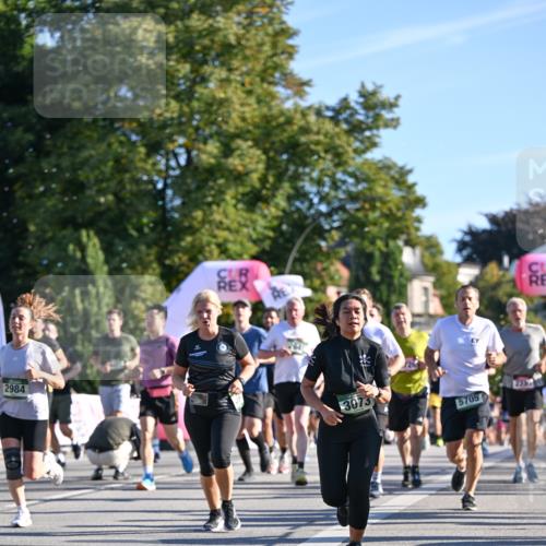 07.09.2025 - BARMER Alsterlauf Dr. Thomas Lammeyer http://msf.ph/oto/8710733 07.09.2025 09:37:23 Laufen 2984, 3073, 5705 meine-sportfotos.de