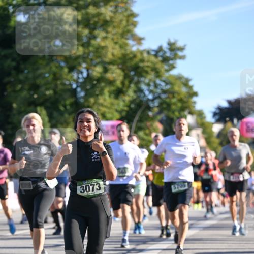 07.09.2025 - BARMER Alsterlauf Dr. Thomas Lammeyer http://msf.ph/oto/8710742 07.09.2025 09:37:24 Laufen 3073, 5705 meine-sportfotos.de
