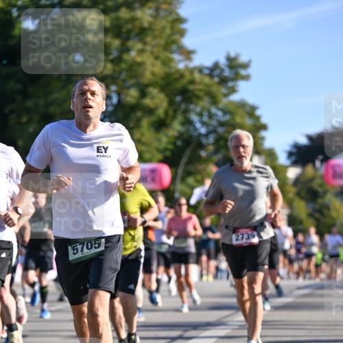 07.09.2025 - BARMER Alsterlauf Dr. Thomas Lammeyer http://msf.ph/oto/8710757 07.09.2025 09:37:26 Laufen 5705, 2739 meine-sportfotos.de