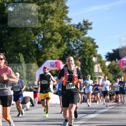 07.09.2025 - BARMER Alsterlauf Dr. Thomas Lammeyer http://msf.ph/oto/8710779 07.09.2025 09:37:30 Laufen 397, 2993, 5726 meine-sportfotos.de