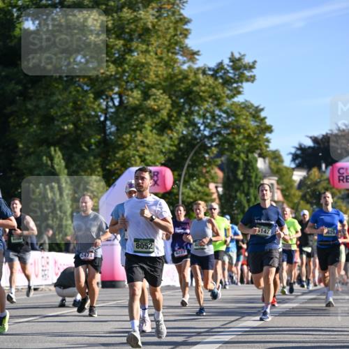 07.09.2025 - BARMER Alsterlauf Dr. Thomas Lammeyer http://msf.ph/oto/8710808 07.09.2025 09:37:34 Laufen 8052, 2471, 40, 6227, 5147, 629 meine-sportfotos.de