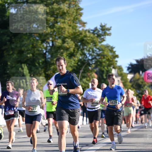 07.09.2025 - BARMER Alsterlauf Dr. Thomas Lammeyer http://msf.ph/oto/8710825 07.09.2025 09:37:37 Laufen 27, 8019, 5629 meine-sportfotos.de